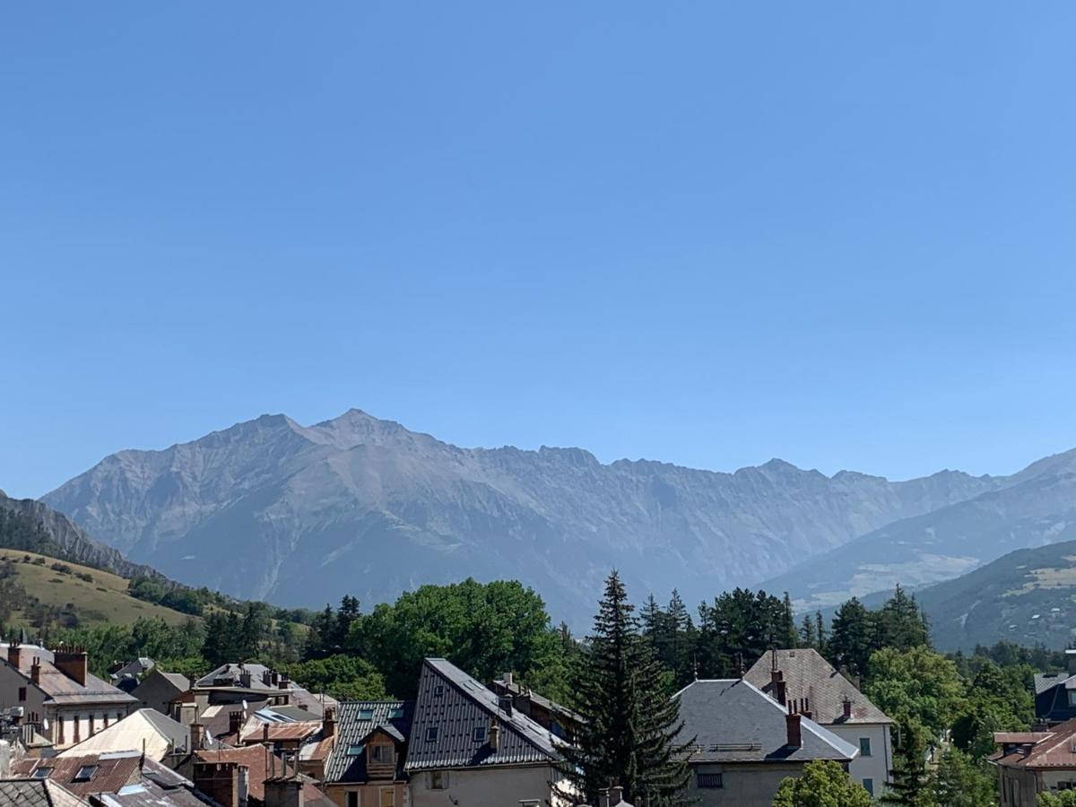 Studio Neuf Barcelonnette Luaran gambar